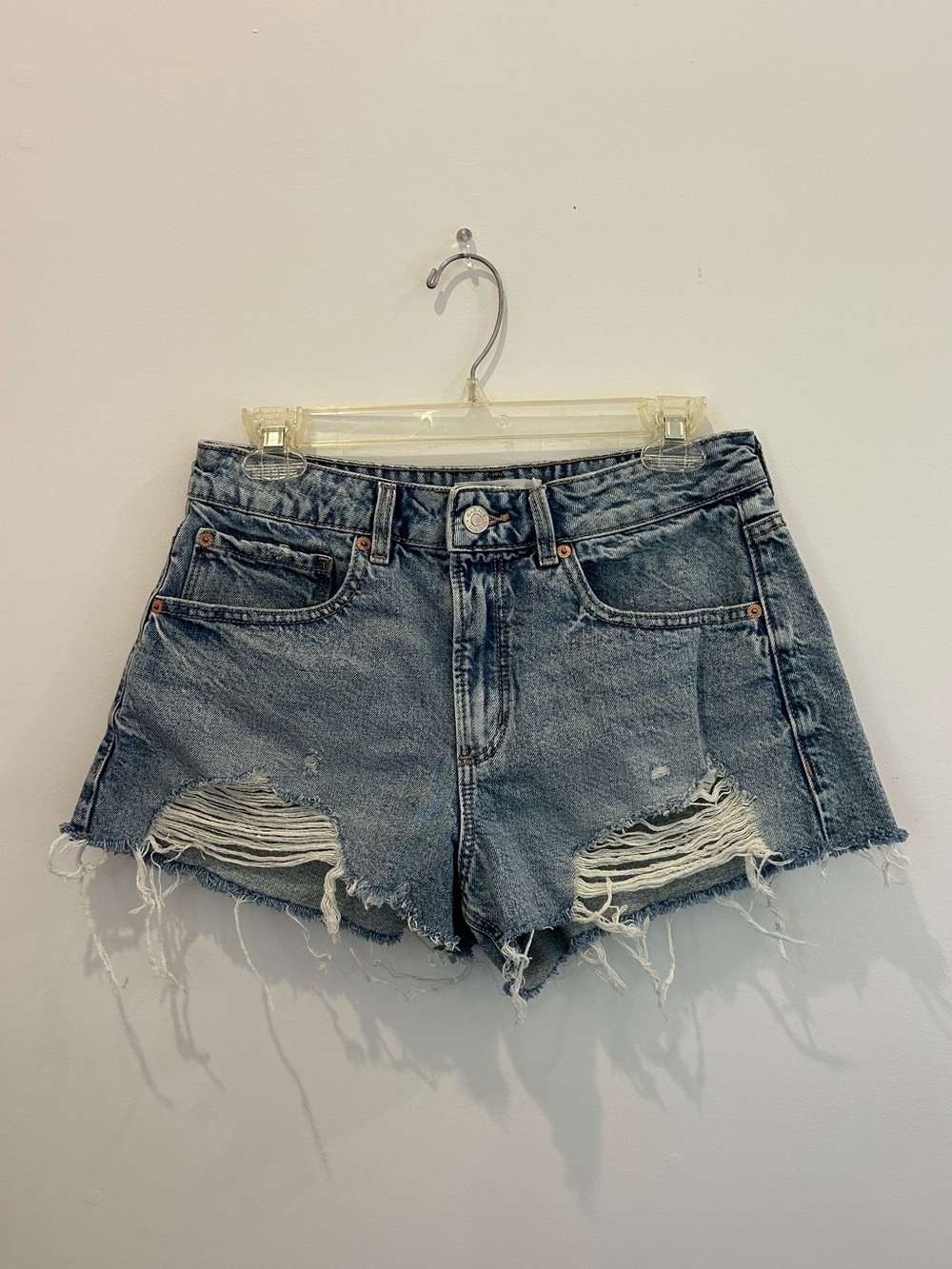 Garage Festival Distressed Denim Shorts | Size 7 | Raw Hem